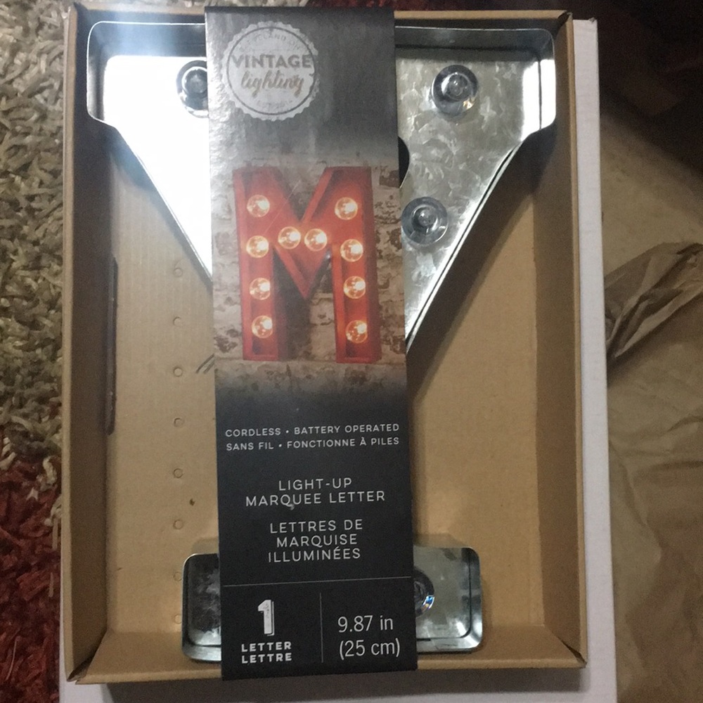 Marquee light up letter Y